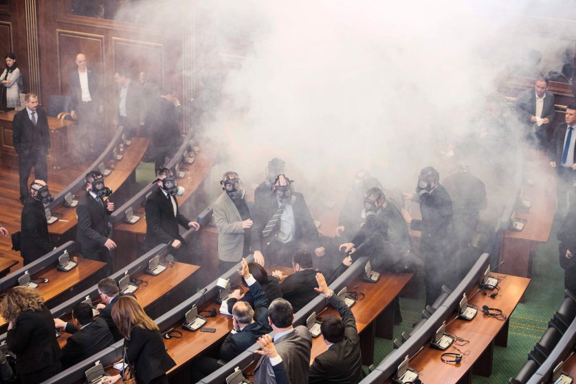 TOPSHOT-KOSOVO-SERBIA-POLITICS-PROTEST