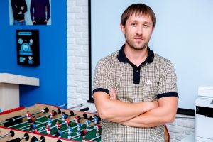 Петр Синегуб, «Мир весов»