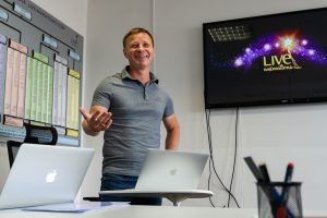 6 шагов, чтобы завоевать международный рынок, от Андрея Тимошенко из Live Animations