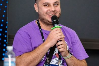 Макс Макаренко