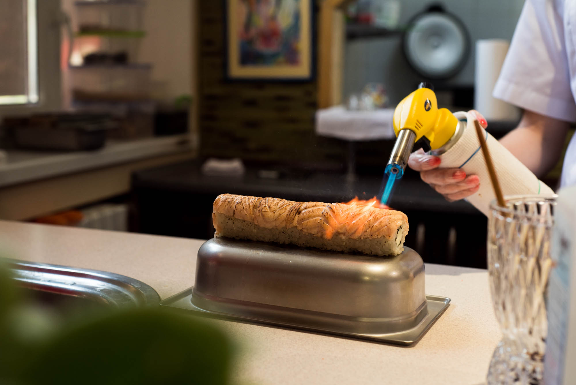 Порция роллов в ресторане «Авторская студия суши» стоит 250 гривен