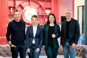 На фото (зліва направо): Ілля Кенігштейн, засновник та CEO Creative States, Ольга Філіпенко, виконавчий директор Альфа-Банку Україна, Марія Гаравська, HR-директор Альфа-Банку Україна, Андрій Гриценюк, IT-директор Альфа-Банку Україна.