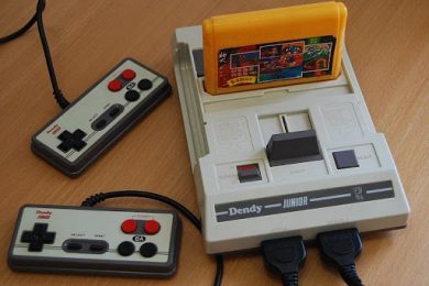 Приставка Dendy Junior. Источник: Wikipedia