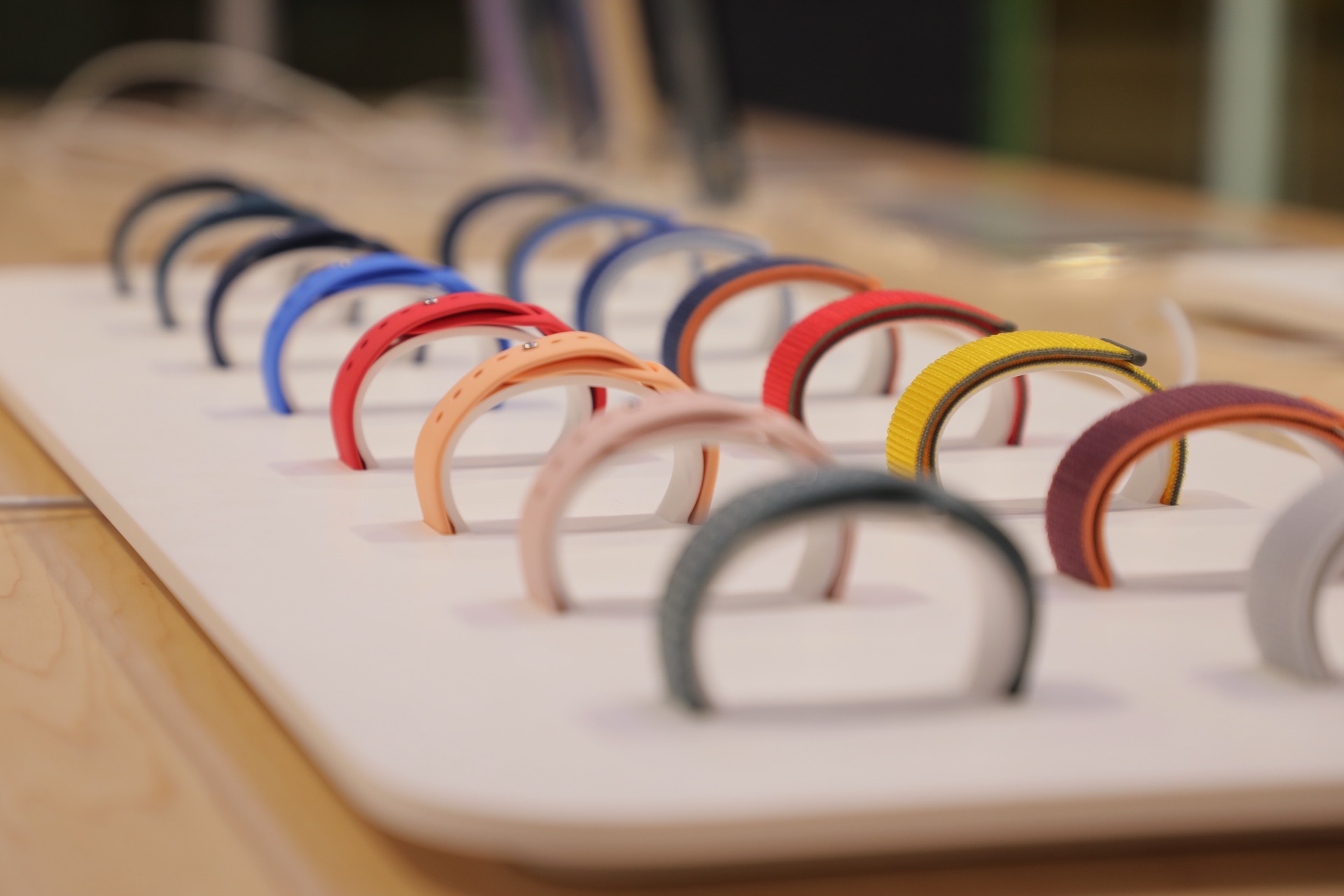 Змінні браслети для Apple iWatch