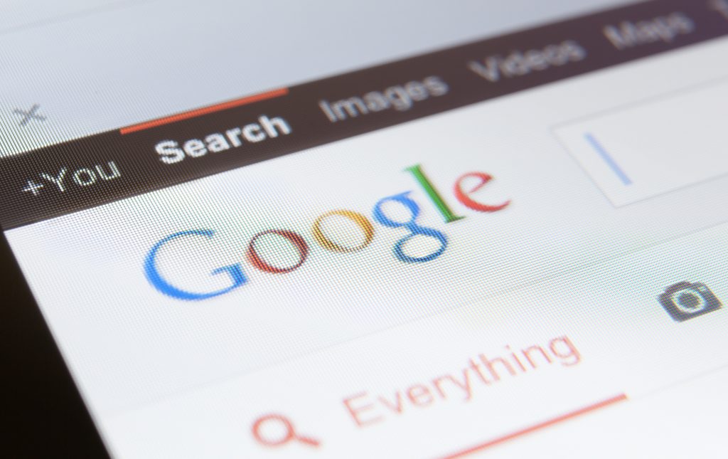 Поисковик Google