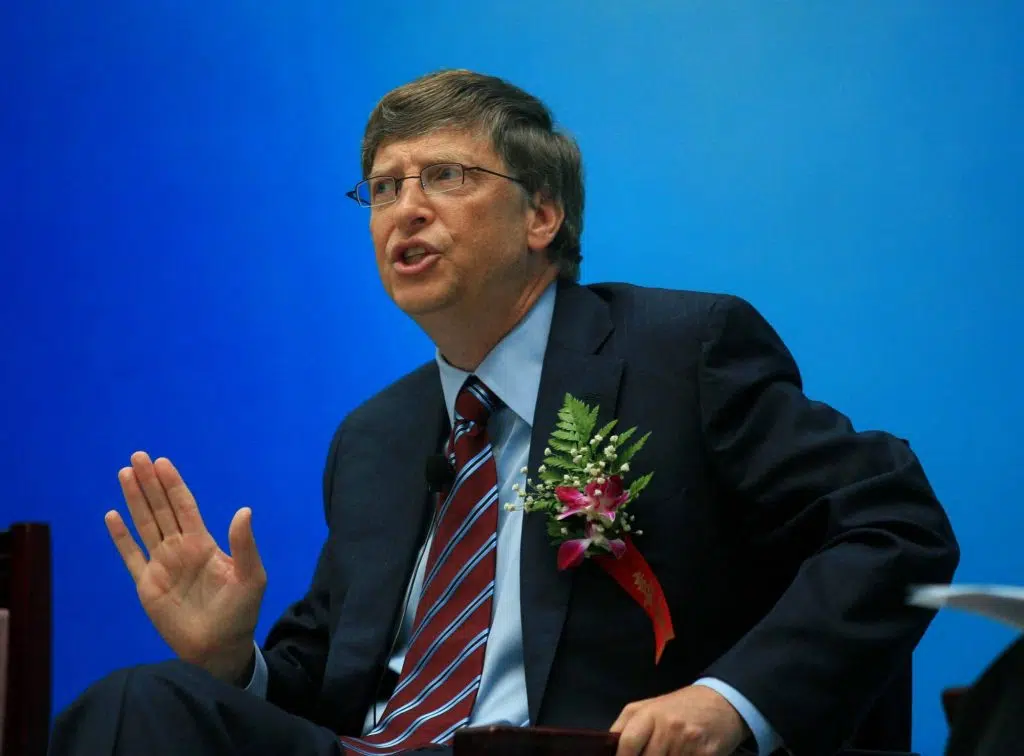 Bill Gates awarded honorary doctorate of Tsinghua University