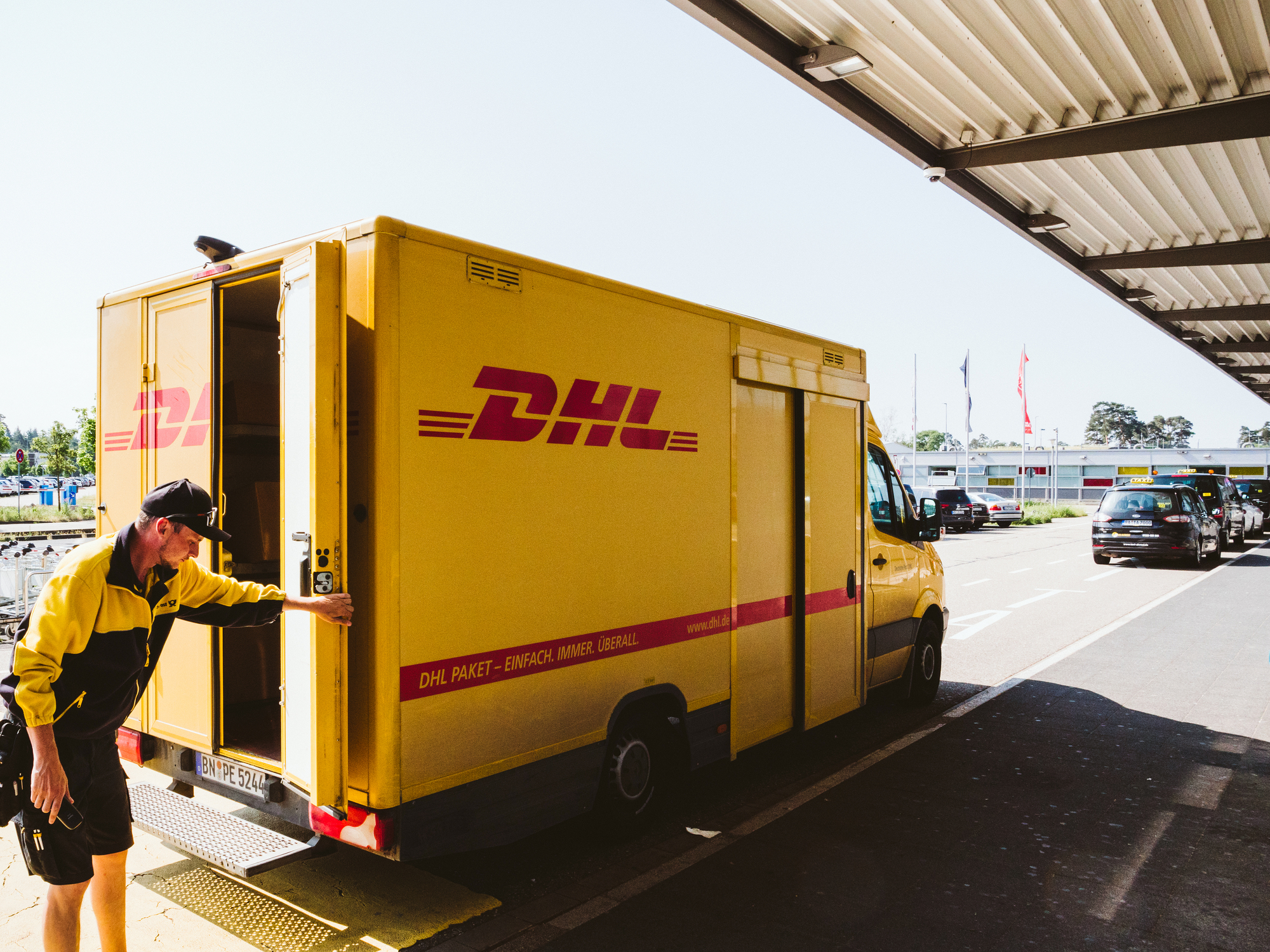 «Новая Почта» в Европе способна конкурировать с DHL. Об экспортном потенциале украинских сервисов и товаров