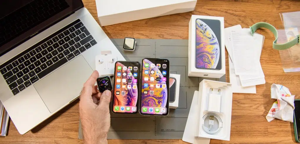 New iphone Xs max smartphone and Apple Watch Series 4