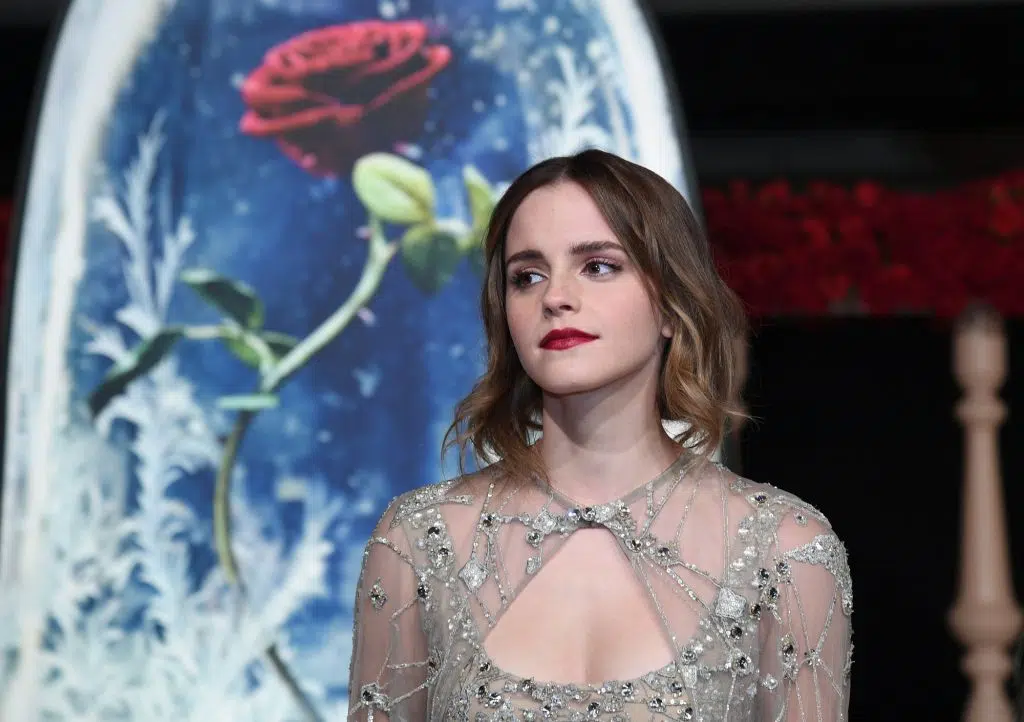 Emma Watson glams up with co-stars to premiere movie 'Beauty and the Beast' in Shanghai