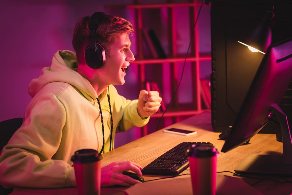 An avid gamer wins in an online game