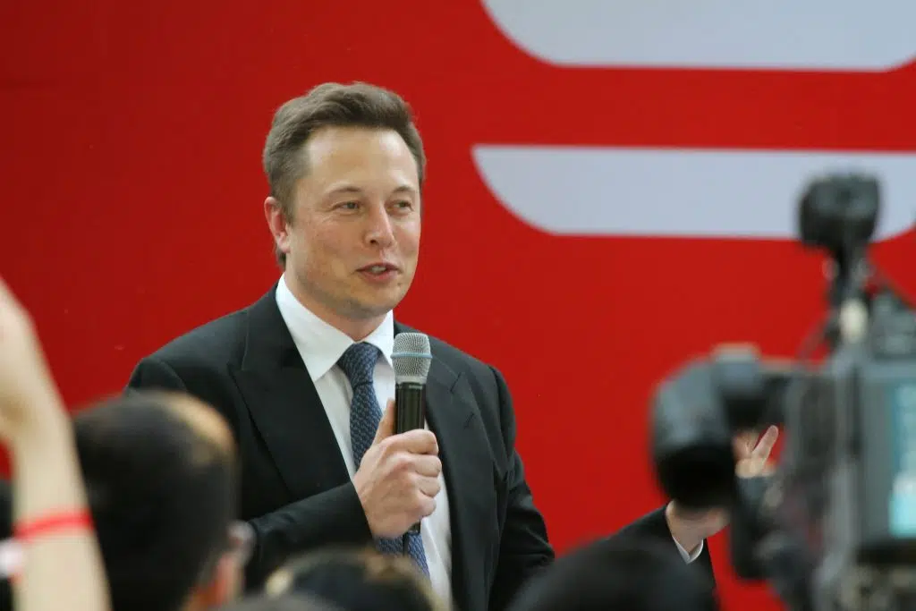 Elon Musk, CEO of Tesla Motors Inc., speaks during a delivery ceremony for Tesla Model S sedan in Beijing, China, 22 April 2014. Tesla Motors Inc. began deliveries of the Model S sedan in China as Chief Executive Officer Elon Musk tested the reluctance of consumers in the worlds largest auto market to buy electric cars. The billionaire chairman hosted an event on Tuesday (22 April 2014) to mark the occasion, according to the Palo Alto, California-based company. The electric-car maker has been taking orders since August and opened an 800-square-meter (8,600 square feet) store in a Beijing shopping mall late last year to showcase its vehicles.