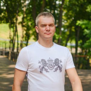 Дмитрий Томчук