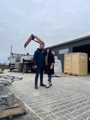 Сергей и Татьяна Шелест на новом строительстве завода