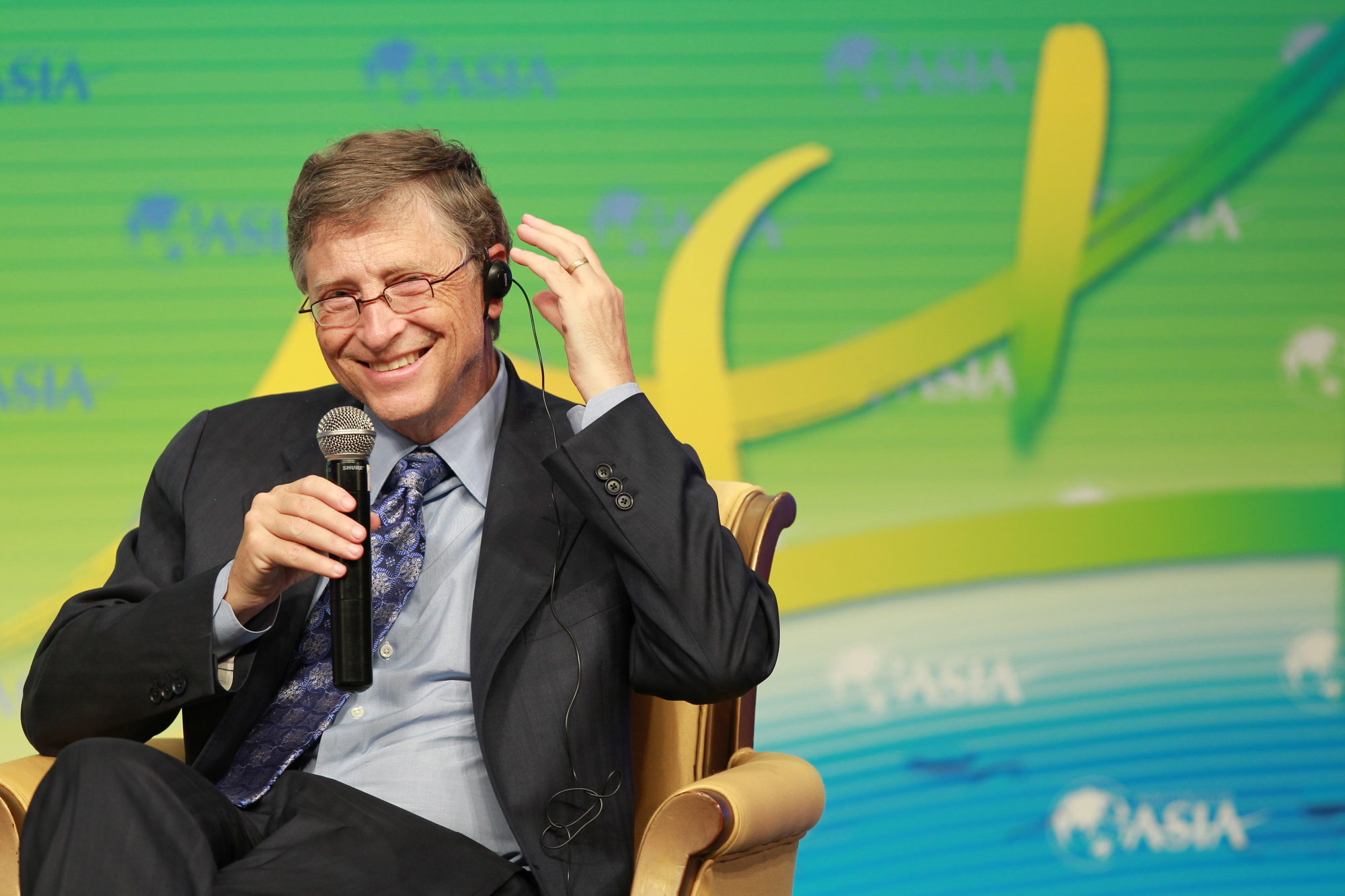 Bill Gates, Co-Chair of the Bill and Melinda Gates Foundation, talks at a sub-forum during the 2013 Boao Forum for Asia in Boao town, Qionghai city, south Chinas Hainan province, 6 April 2013.