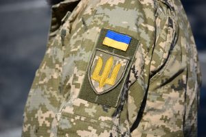 український військовий у формі