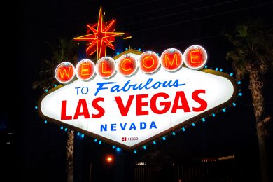 Знак "Добро пожаловать в Лас-Вегас"