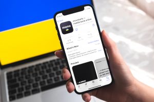 monobank застосунок на телефоні
