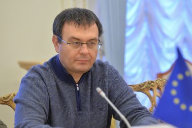 данило гетманцев на засіданні
