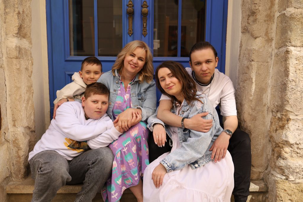 Сім’я співзасновниць бренду втікала з Бучі в перші дні повномасштабного вторнення