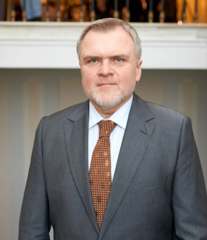 Олександр Ковальчук пропонує, щоб бізнес спочатку спробував запропоновану модель