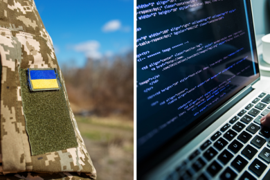 військовий зсу, програміст пише код
