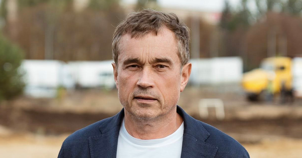 Які якості важливі для ефективного лідера, і чому публічність – не найголовніша з них. Фото: Facebook / Василь Хмельницький