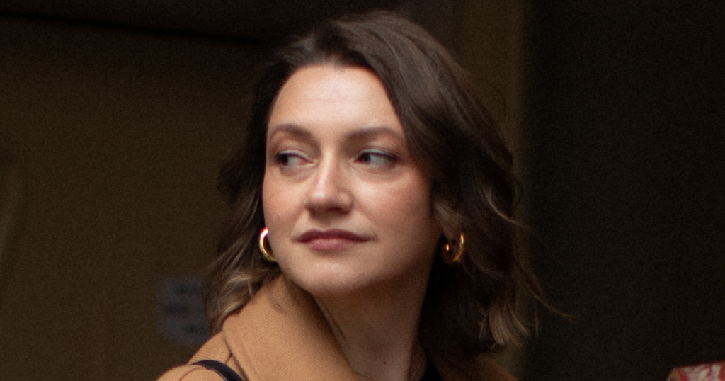 «У певний момент я просто не витримала темпу. Під кінець тижня в календарі було 25+ зустрічей, і жодної години на подумати». Фото: Блія Сименович