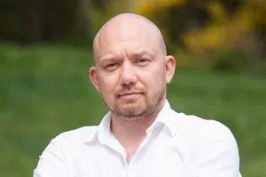 Коли варто і не варто інвестувати в житлову нерухомість поблизу цвинтаря. Фото: Facebook / Volodymyr Kopot