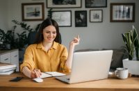 Чотири «безпечних» способи використання коштів, які надходять на ФОП-рахунки. Фото: Depositphotos
