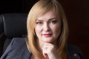 Анна Довгальська розповіла про проблему дропів в Україні – хто і чому продає свої картки та рахунки і якими будуть наслідки. Фото: Анна Довгальська