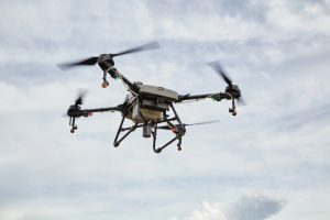 Підприємці Петро і Павло Єсипи розповіли про нову батарею для FPV-дронів. Фото: depositphotos