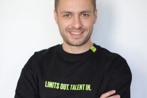 Вадим Донченко розповів про плюси і мінуси роботи в high-risk сферах. Фото: Вадим Донченко.