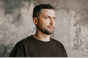 Артем Бородатюк створив свій цифровий клон – що відомо, як він працює та про що можна поспілкуватись. Фото: Facebook / Artem Borodatyuk