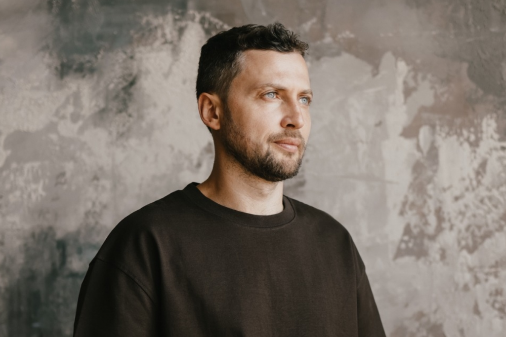 Артем Бородатюк прокоментував ініціативу щодо запровадження ПДВ для ФОПів. Фото: Facebook / Artem Borodatyuk