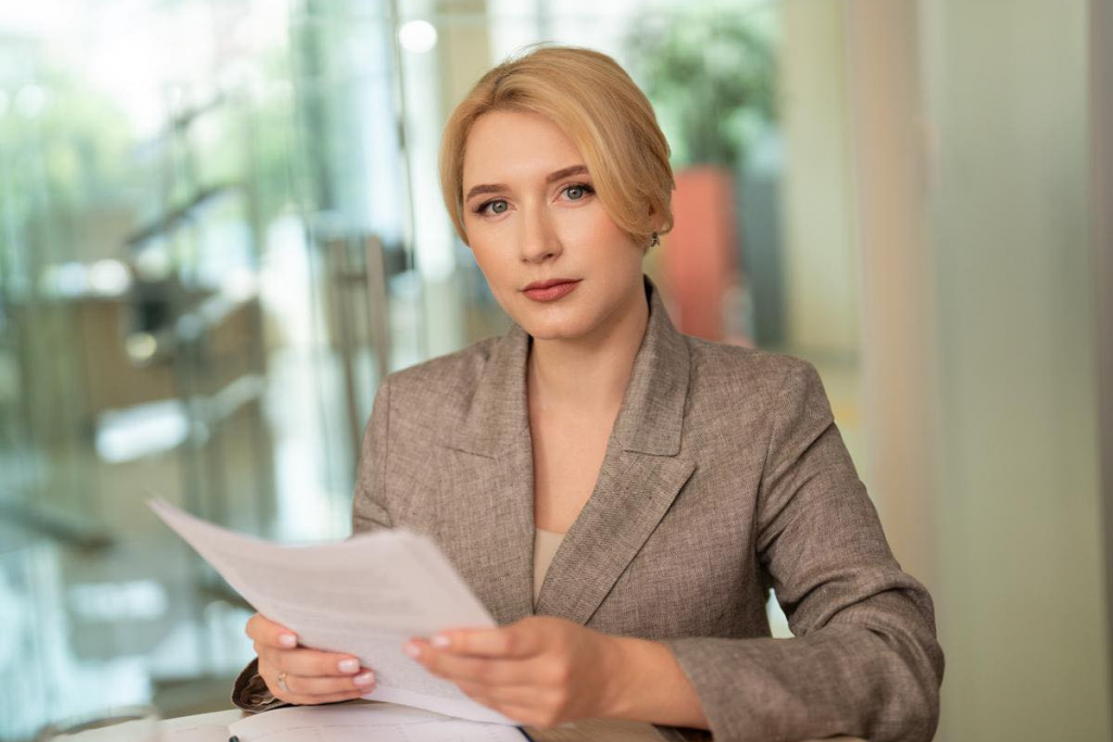 Як отримати грант на власну справу і як змінюються умови грантових програм з 1 січня 2026 року. Фото: Facebook / Юлія Жовтяк