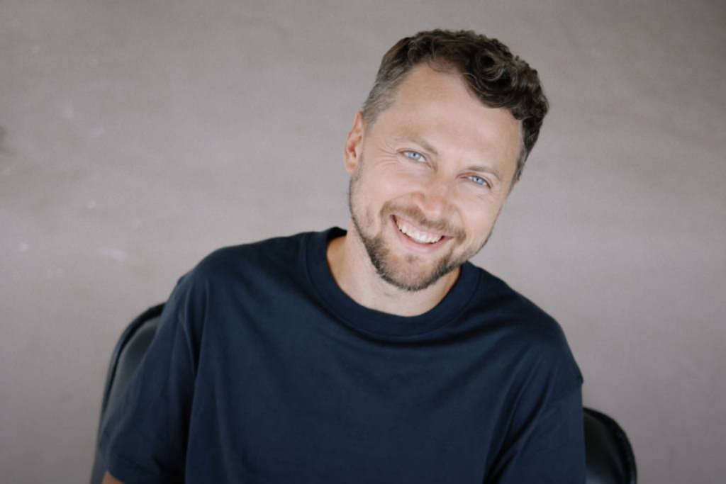 FRACTAL відкрила публічний доступ до свого AI-інструмента LITI. Фото: Facebook / Artem Borodatyuk