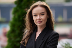 «Якщо свідомо дозволити існувати другій стороні – ресурсу, досвіду, новій внутрішній опорі – травма перестає бути лише руйнацією». Фото: Любов Мочалова