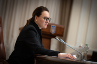 Юлія Свириденко повідомила про збільшення виплат членам сімей загиблих та зниклих безвісти захисників та захисниць. Фото: Facebook / Юлія Свириденко