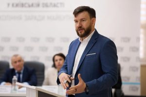 денис улютін, голова мінсоцполітки