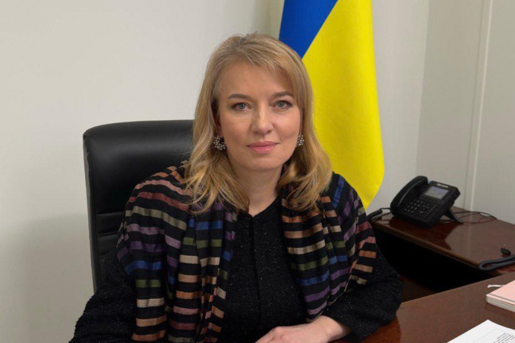 Олена Шуляк повідомила, що тільки чотири категорії населення зможуть отримати службове житло у власність безплатно. Фото: Facebook / Olena Shuliak