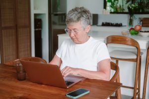 пенсіонерка