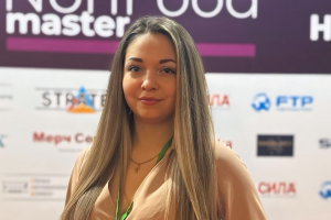 Альона Градович