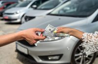 продаж авто, гроші